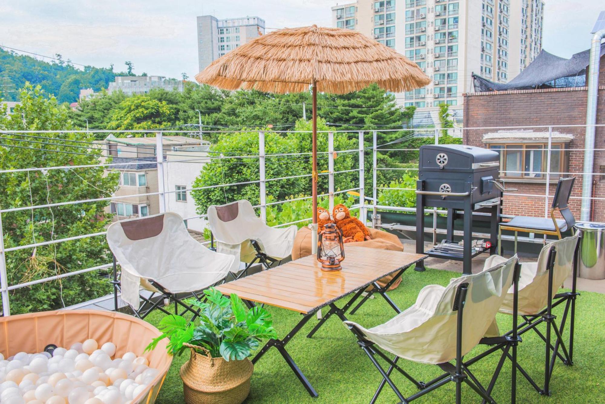 Cozy Place Near Hongdae